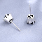 Women's Earrings with Sparkling Crystals in Exquisite Wreath Design
