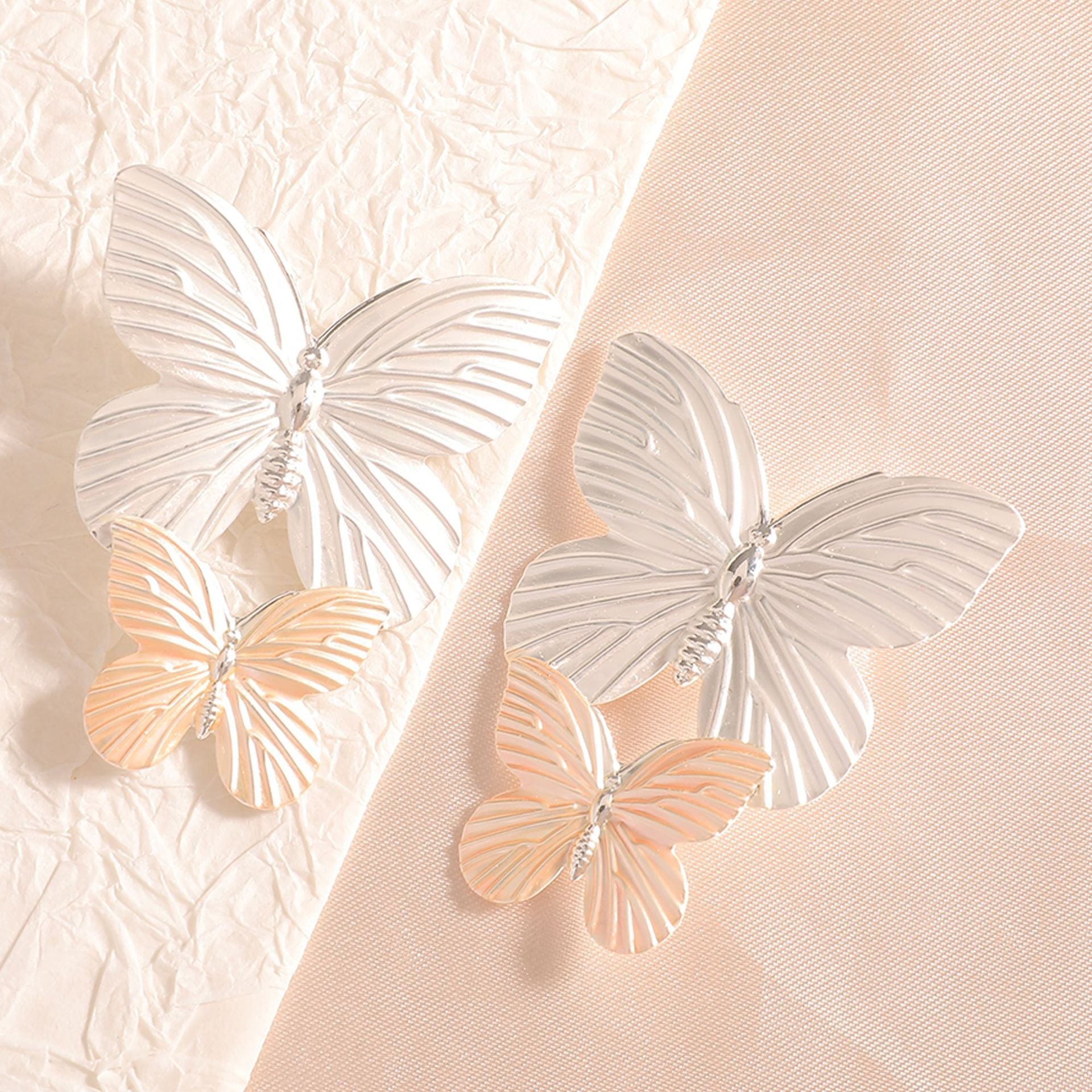 Women's Brooches in Elegant Butterfly Design