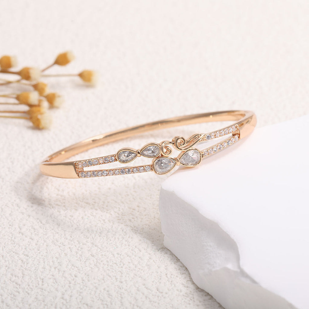 Women's Bangle with Elegant Infinity Pattern and Sparkling Zirconia