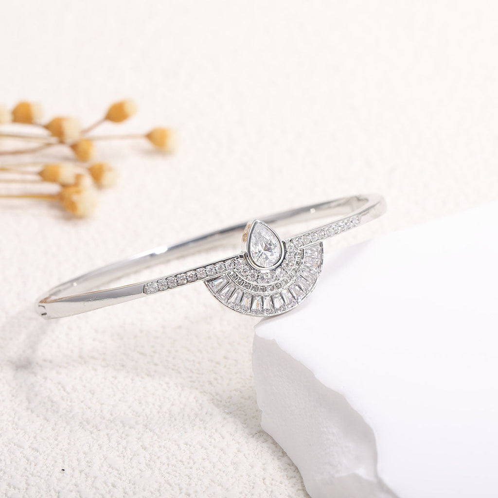 Women's Bangle with Elegant Infinity Pattern and Sparkling Zirconia