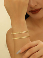 Women's Bangle with Elegant Curved Design