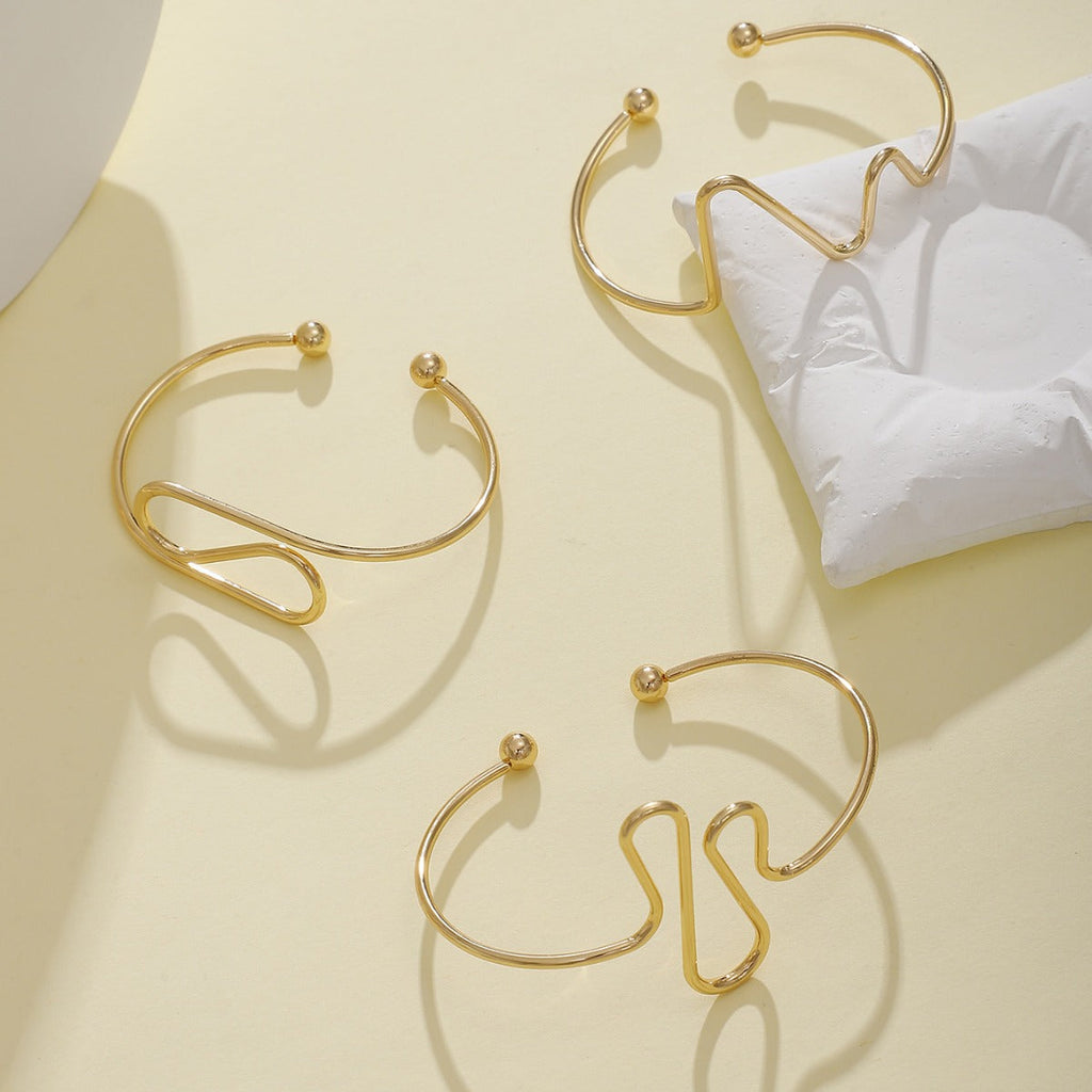 Women's Cuff in Modern Wave Pattern