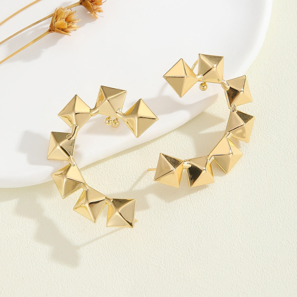 Women's Bracelet with Structured, Golden Beads