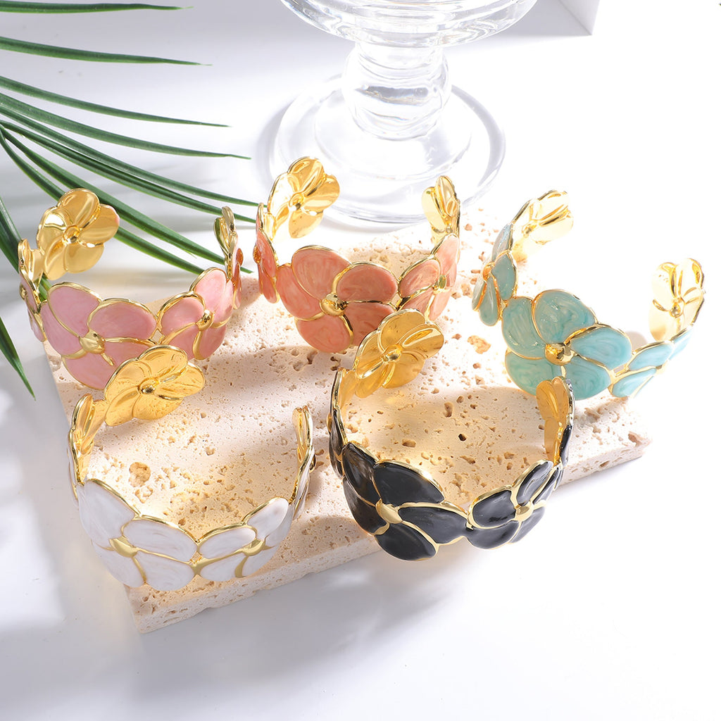 Women's Cuff Bracelet with Elaborate Flower Pattern