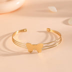 Women's Bracelet with Intricate Bow Design