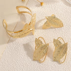 Women's Bracelet with Elaborate Leaf Design