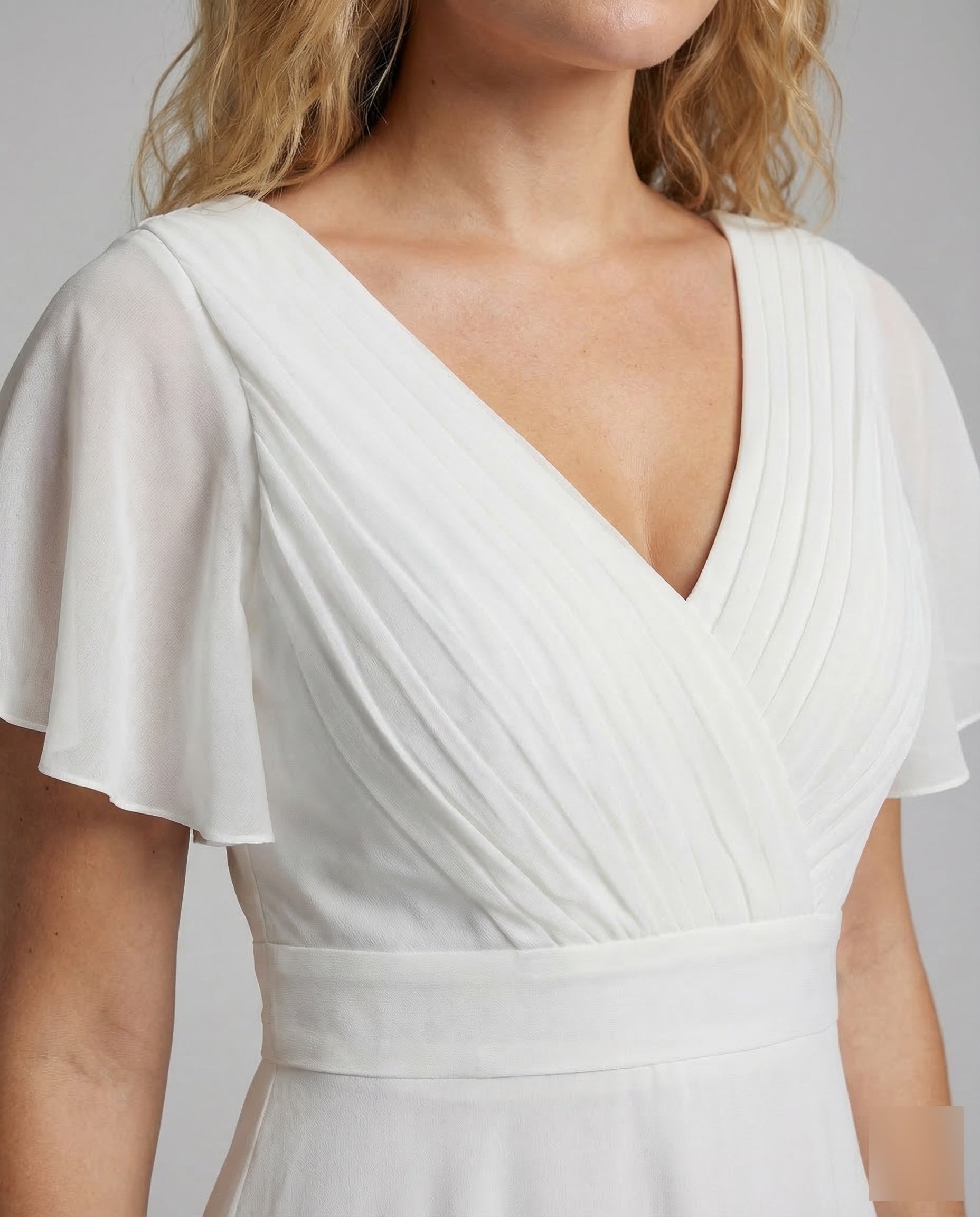 Evening Gown Long From Tulle with V-Neck - Close-Up Detail