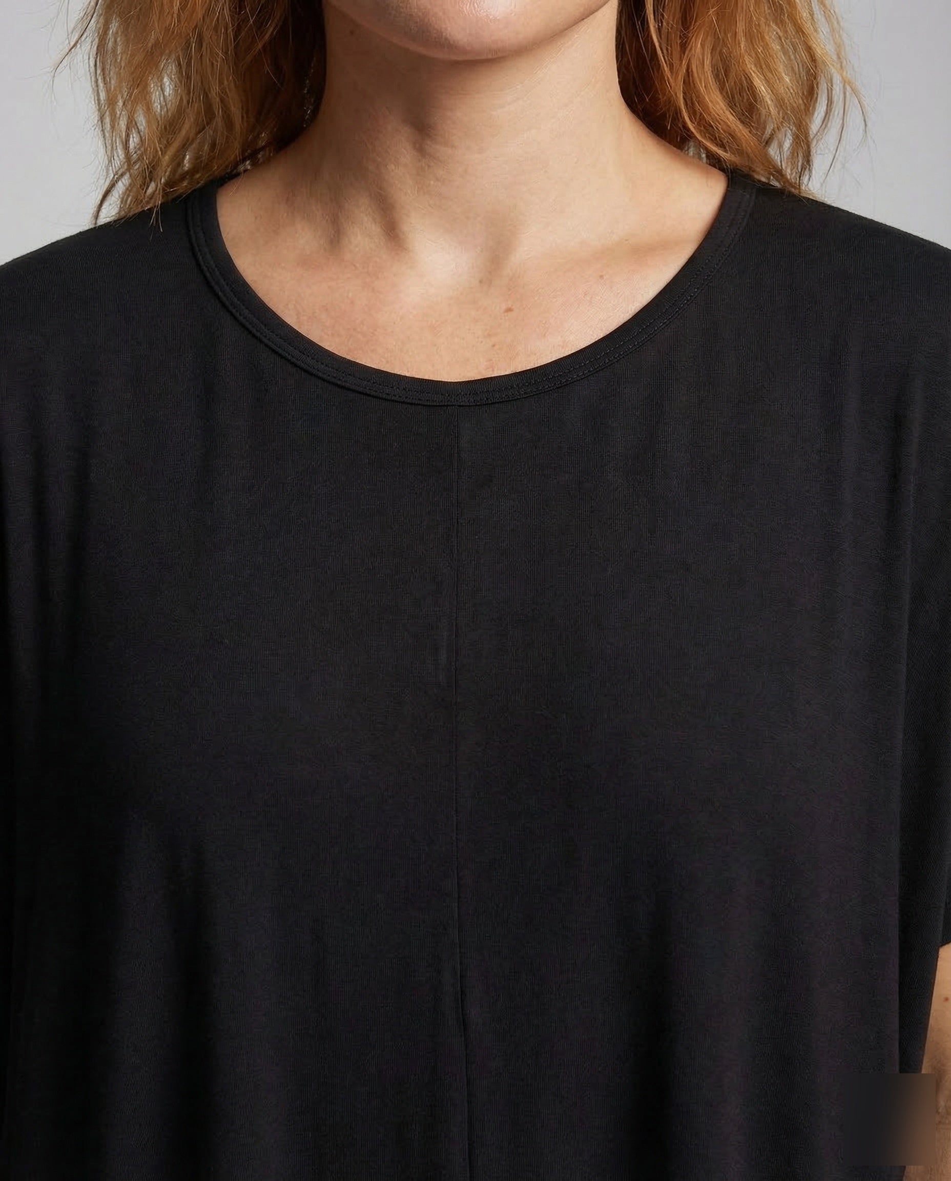Women's Maxi Dress Oversize Summer - Close-Up Detail