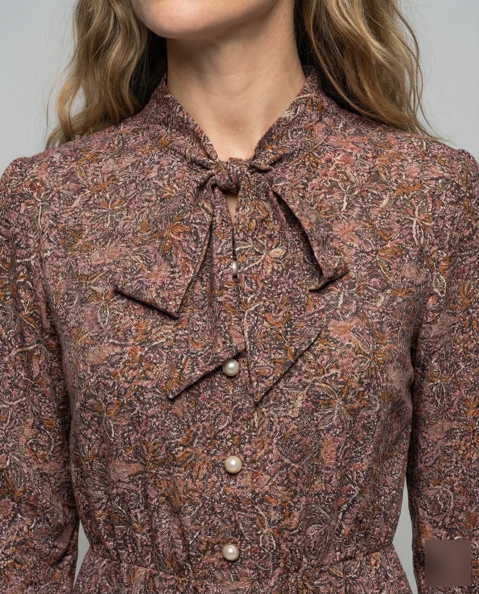 Maxi Dress Women Bow Collar - Close-Up Detail