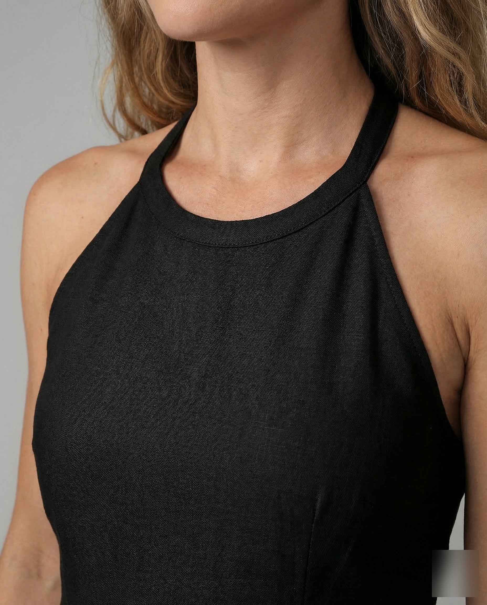 Casual Dress Women Halter Midi Dress - Close-Up Detail