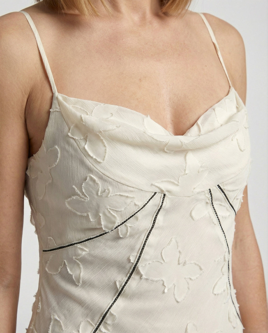 Elegant Maxi Dress with Flower Appliqué for Women - Close-Up Detail