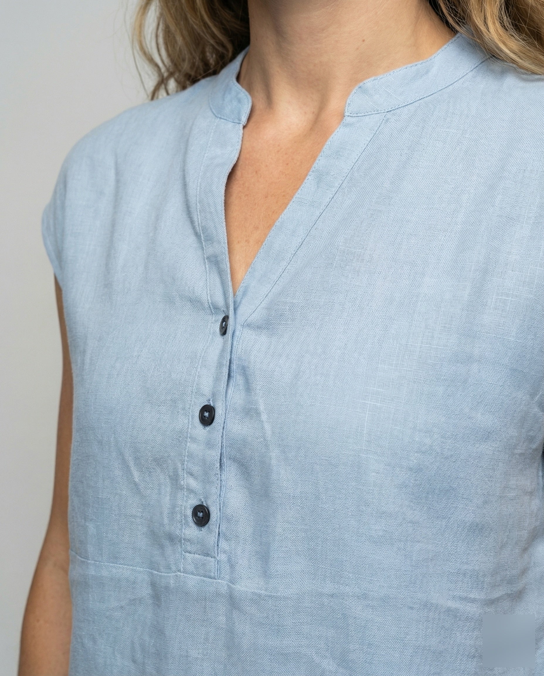 Women's Sleeveless Linen Blouse Tunic - Close-Up Detail