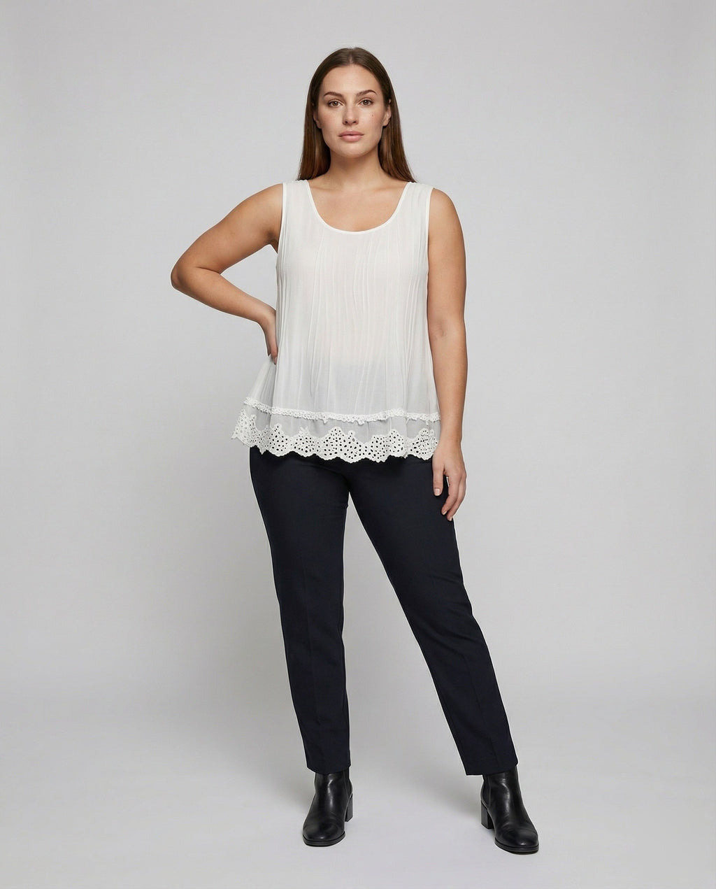 Women's Scalloped Lace Trim Chiffon Sleeveless Blouse Top - Front View