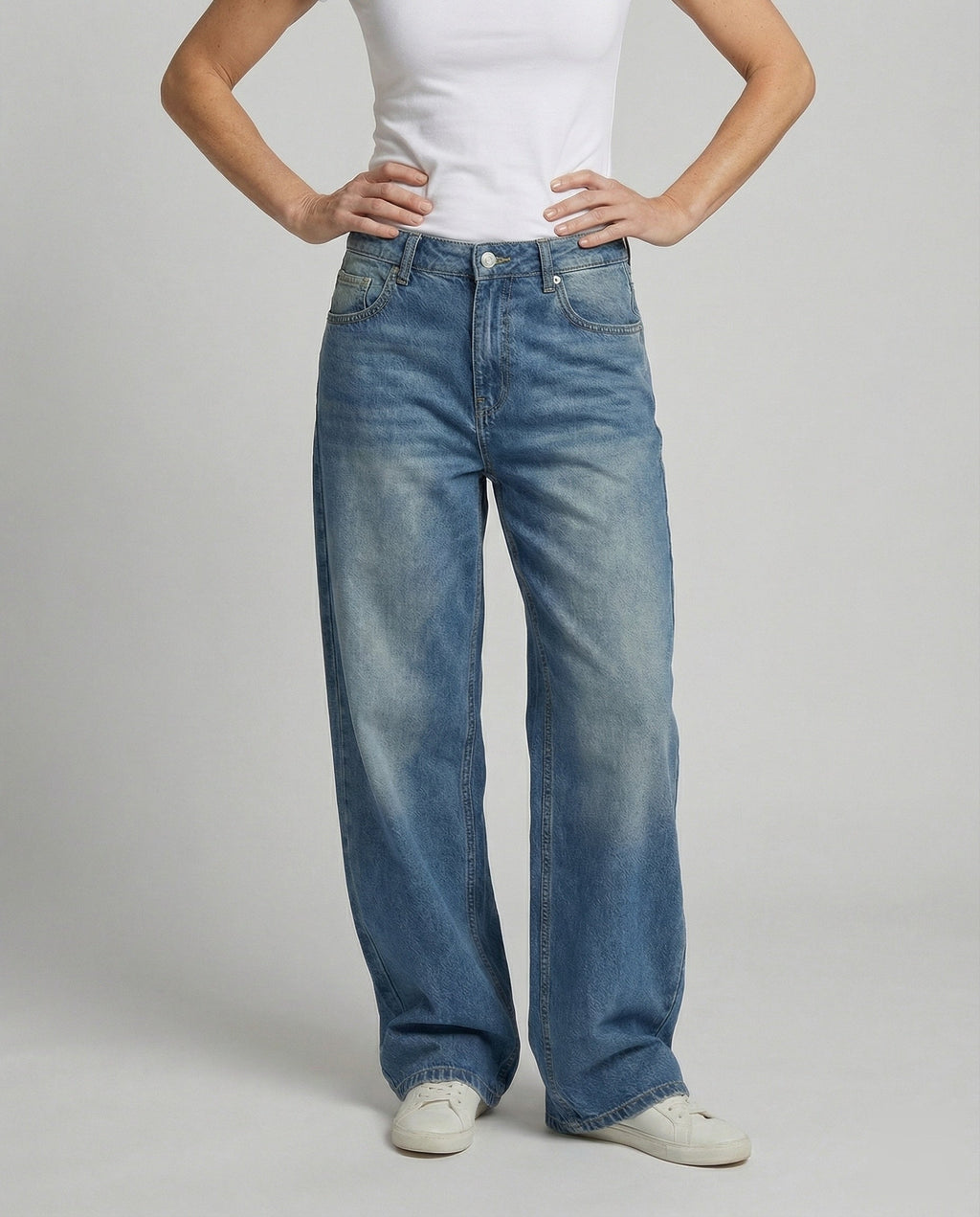 Women's Retro Vintage Skater Look Denim Denim Pants - Lower Body View