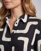Women's Graphic Graphic Pattern Blended Fabric Long Blouse-Pants Set - Close-Up Detail