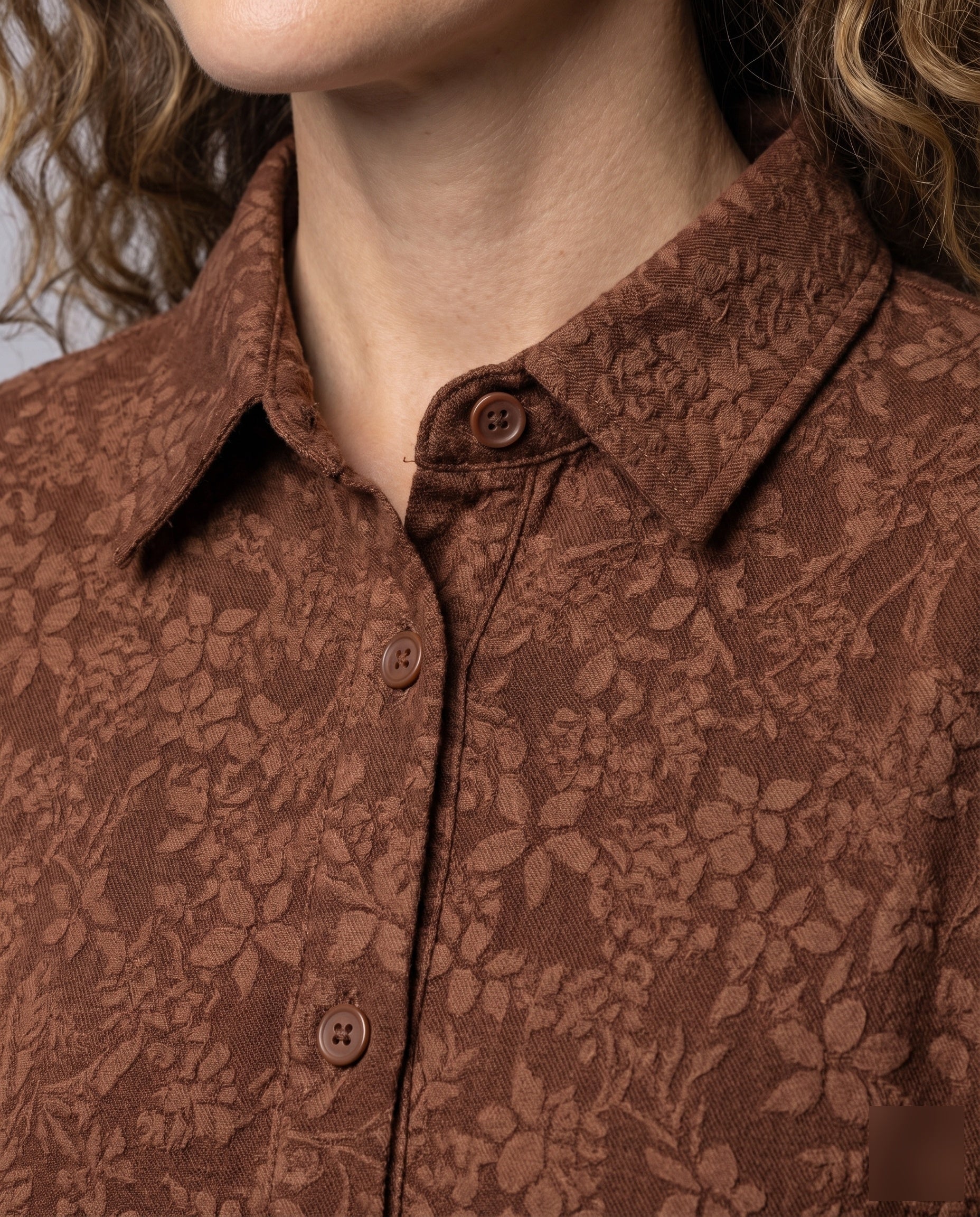 Women's Quilted Short Jacket Floral Jacquard Blouse Style - Close-Up Detail
