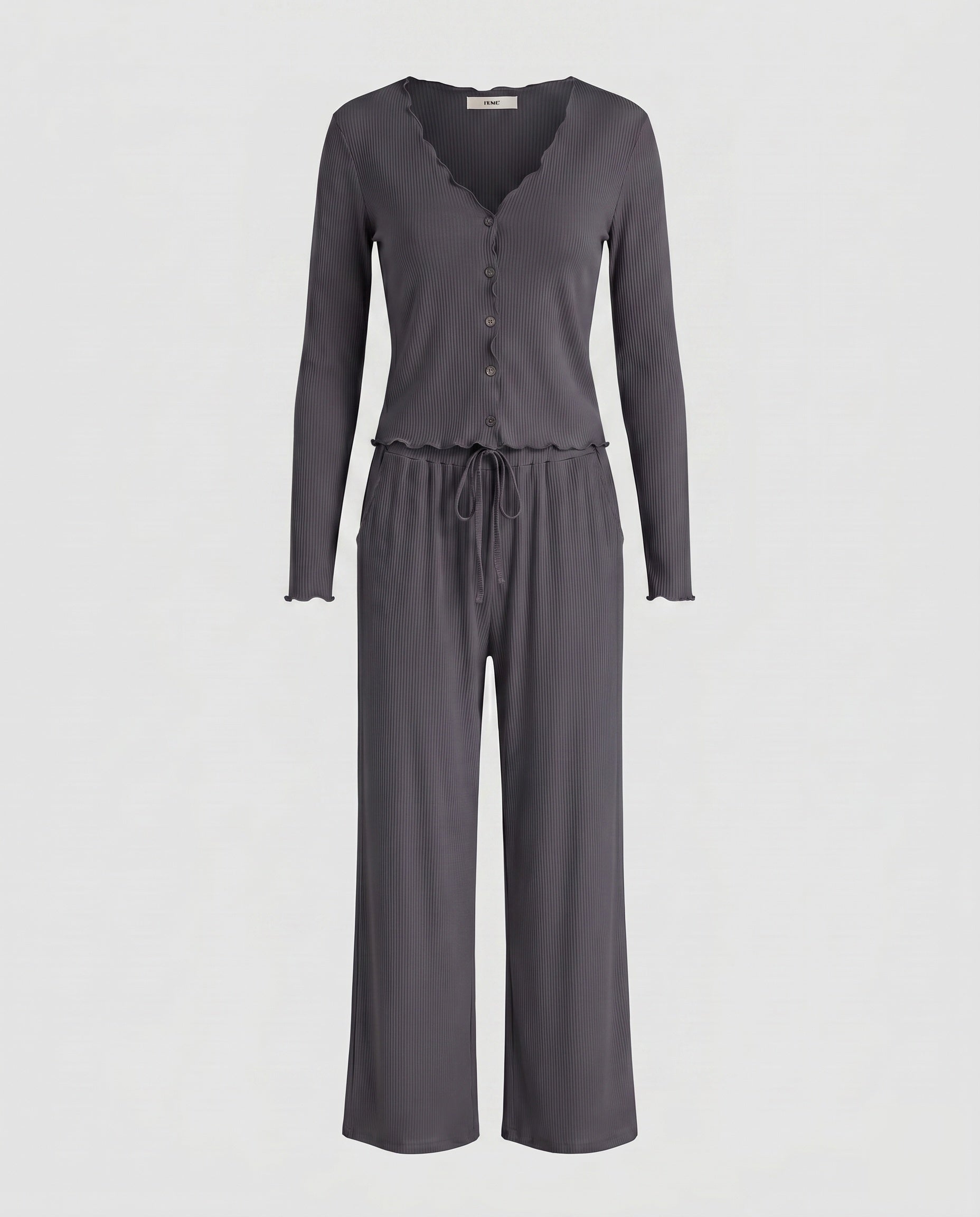 Women's Comfortable Pajama Set made of Soft, Breathable Material