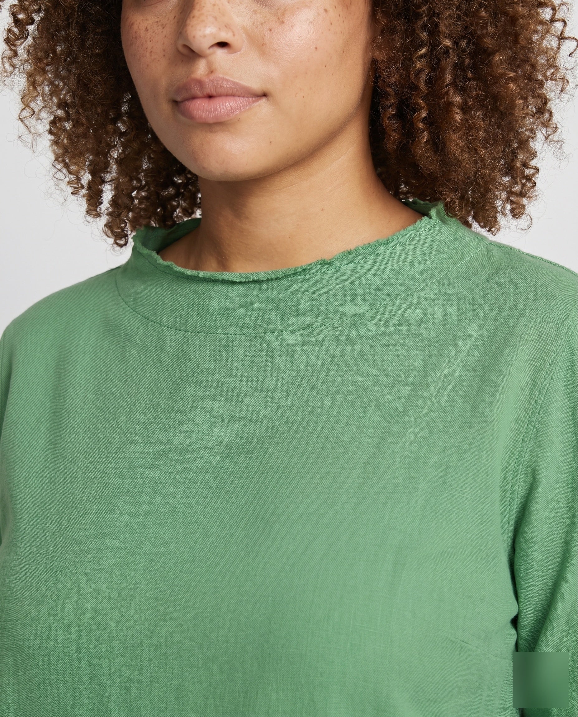 Women's Casual and Comfortable Lounge Suit - Close-Up Detail