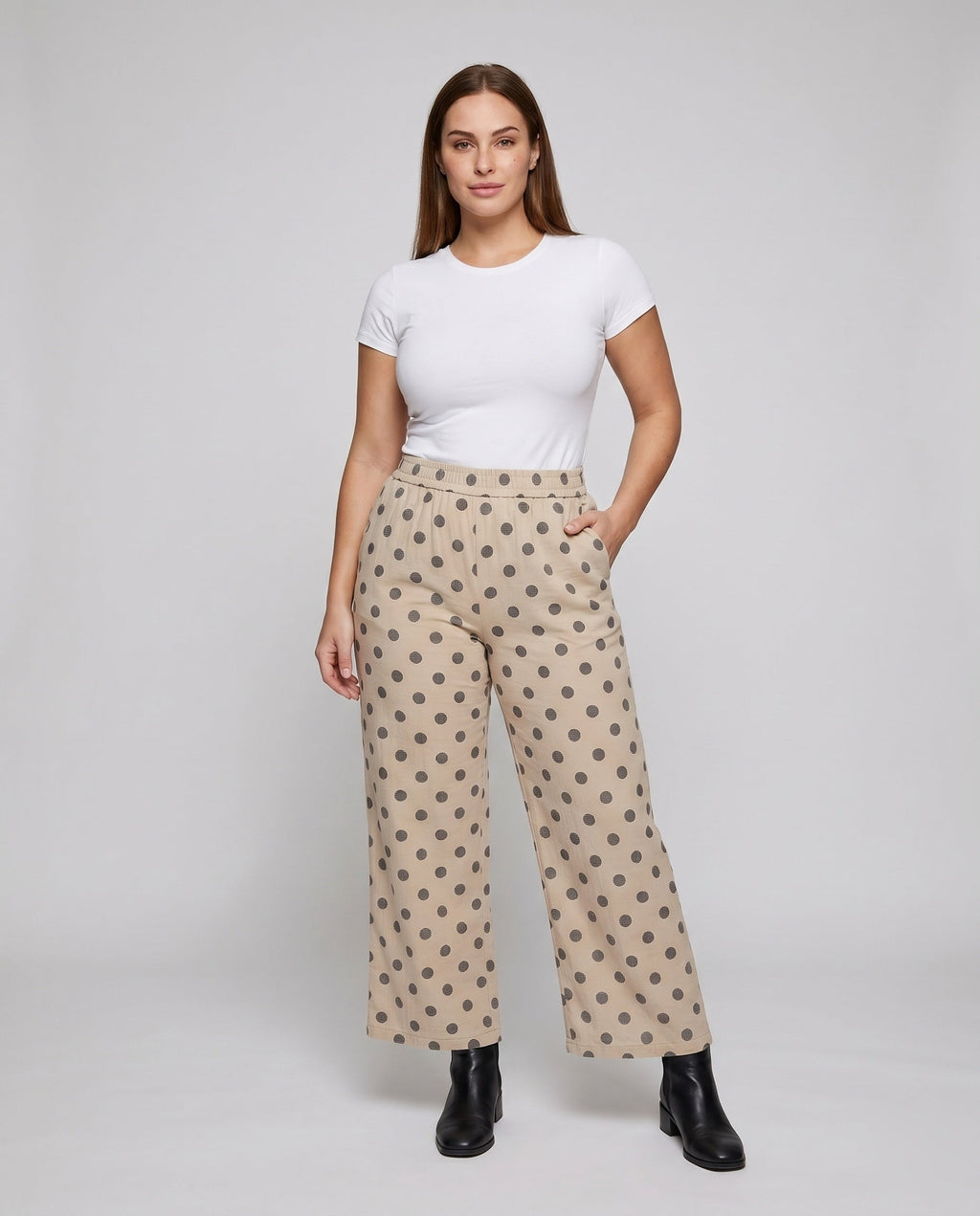Women's Elastic Cropped Pants with Polka Dot Pattern - Front View