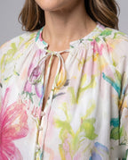 Women's Long Blouse Set with Floral Design and Elastic Waistband - Close-Up Detail