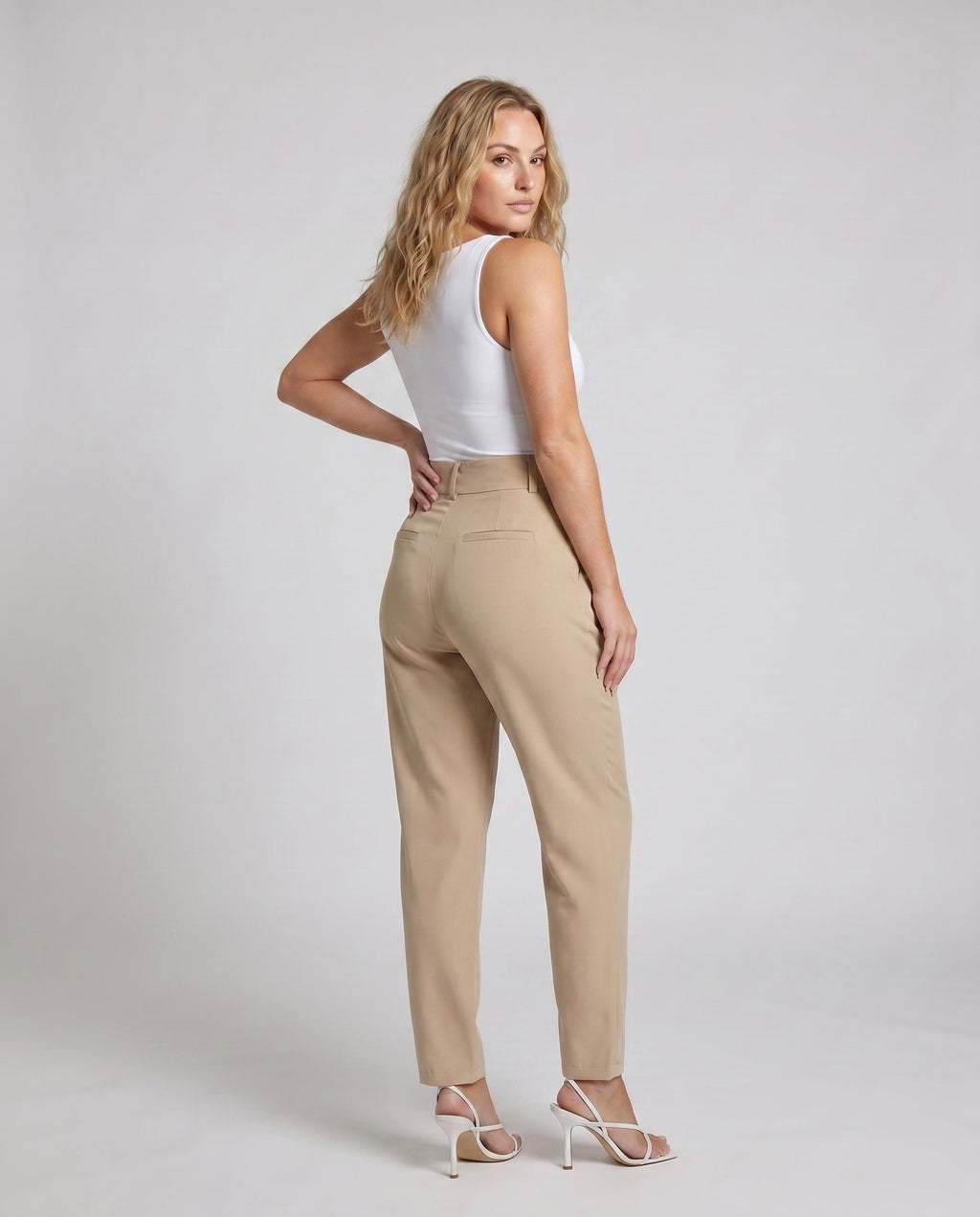 Women's Elegant High-Waist Pants with Pleats and Practical Pockets - Back View