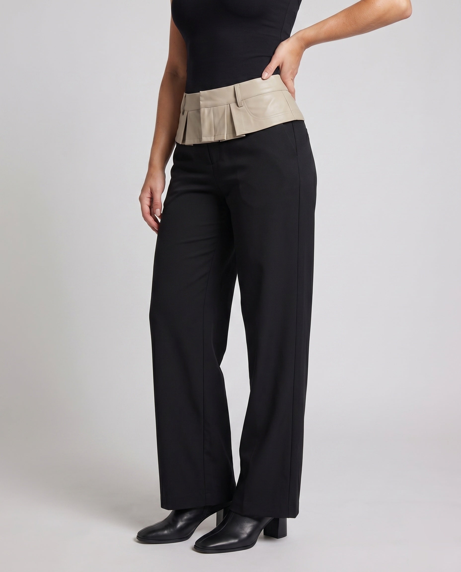 Women's High-Waisted Wide Fabric Trousers - Lower Body View