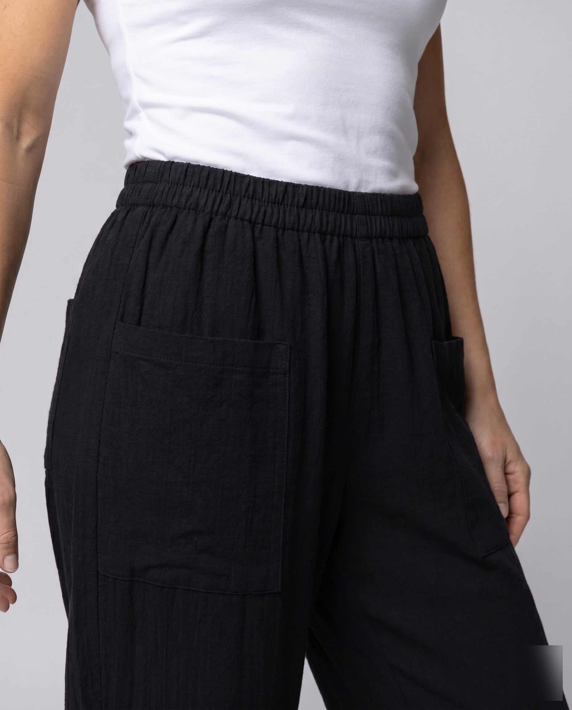 Women's Airy Leisure Pants - Close-Up Detail
