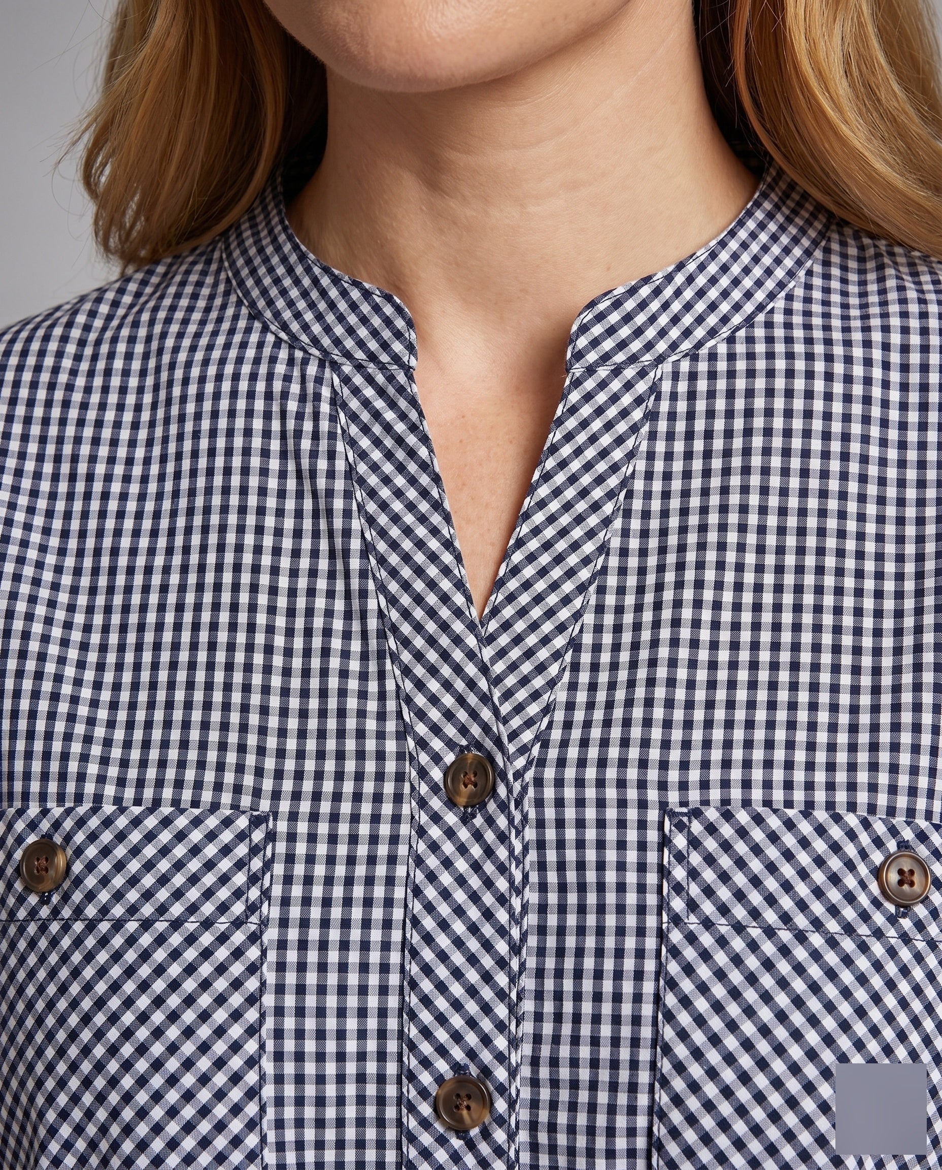 Women's Blazer Jacket with Exciting Striped Pattern, Practical Pockets - Close-Up Detail