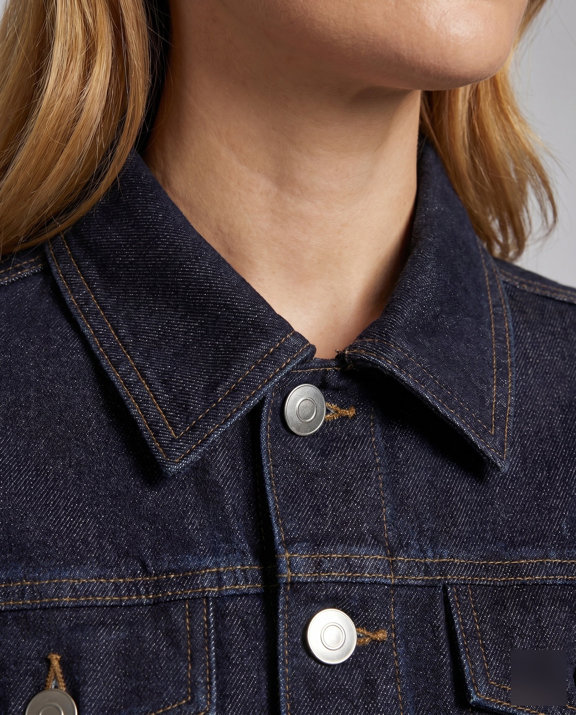 Women's Cropped Denim Jacket and Wide Denim Pants - Close-Up Detail