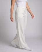 Women's Loose-Fitting Summer Trousers with Elastic Waistband - Lower Body View