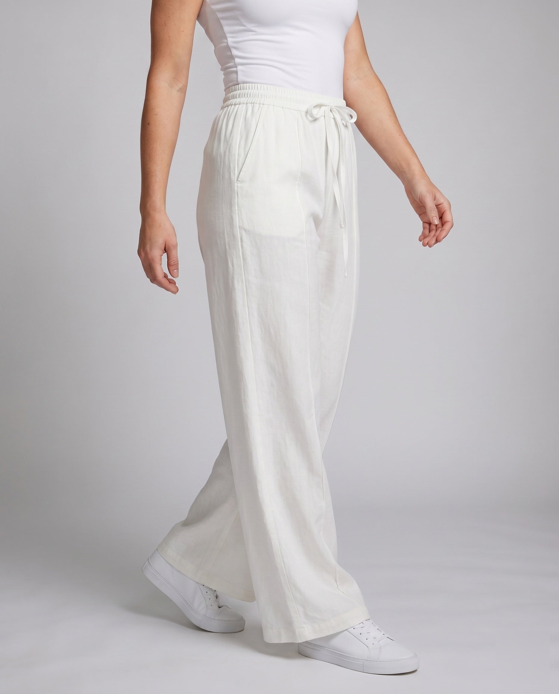 Women's Loose-Fitting Summer Trousers with Elastic Waistband - Lower Body View