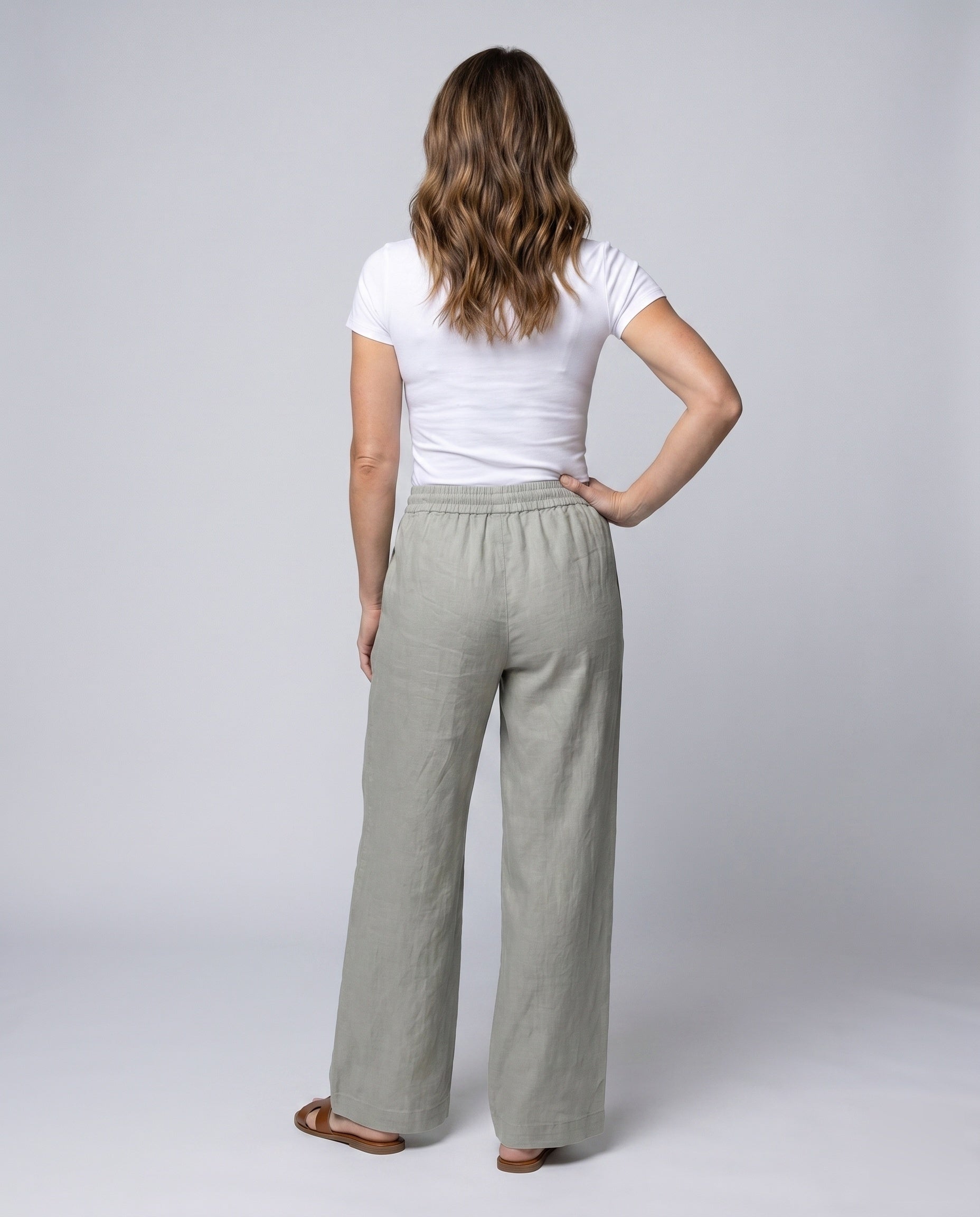 Women's Lightweight and Airy Culotte Pants - Back View