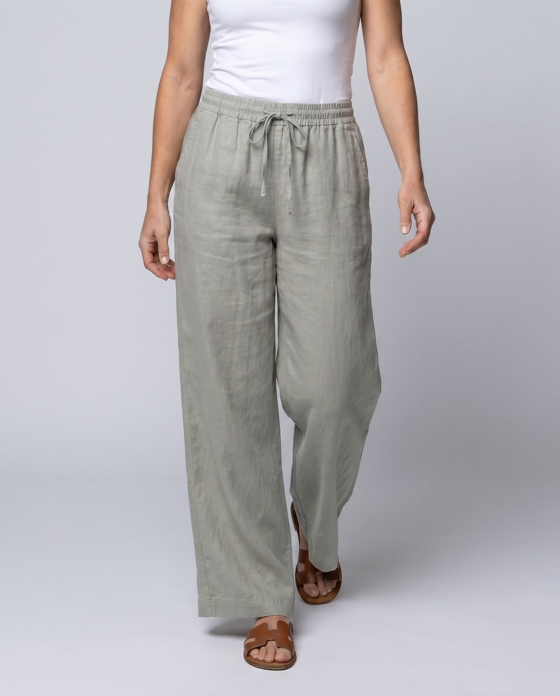 Women's Lightweight and Airy Culotte Pants - Lower Body View