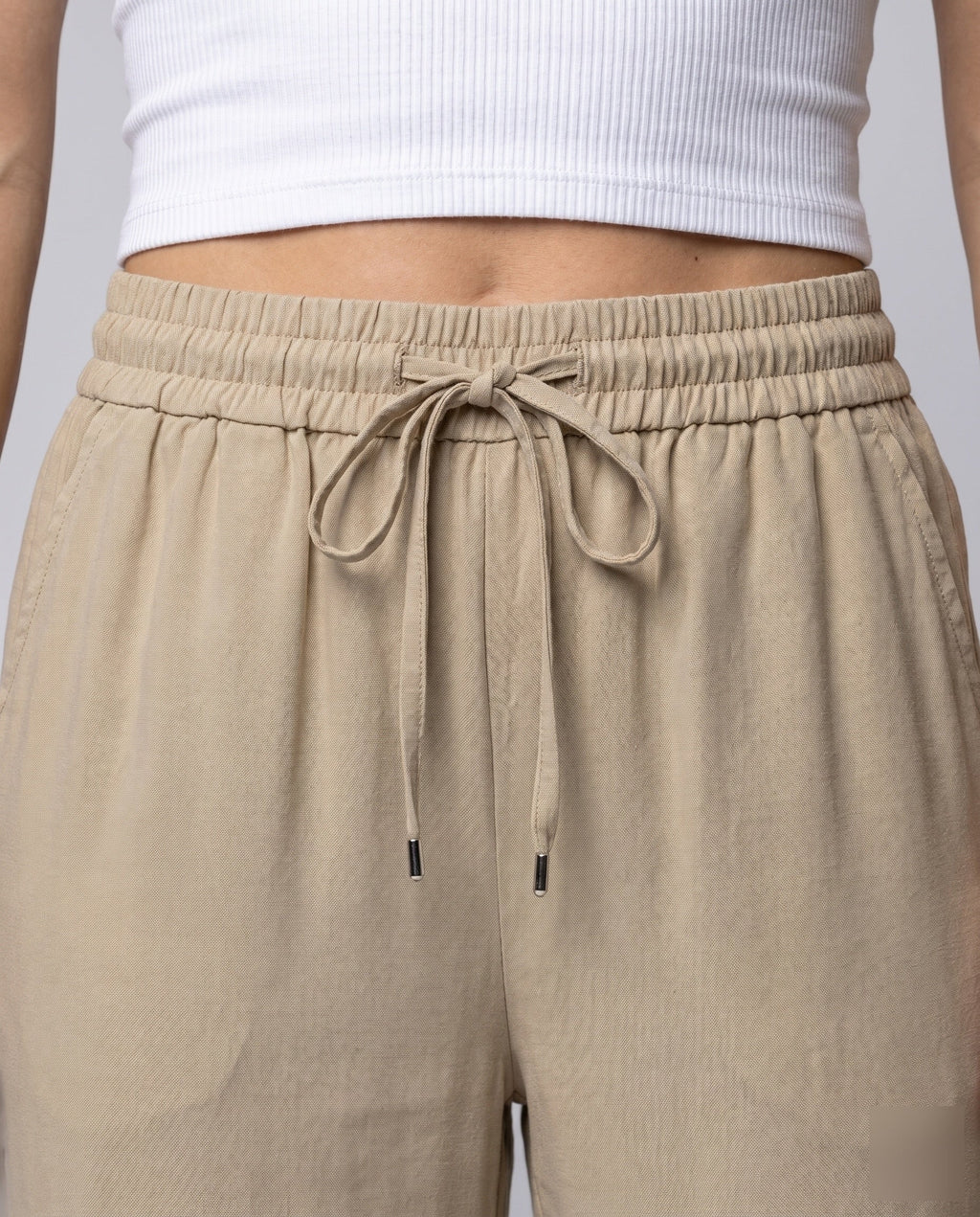 Women's Airy and Comfortable Summer Pants with Elastic Waistband - Close-Up Detail