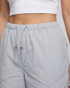 Women's Casual Cargo Pants with Loose Fit and Practical Pockets - Close-Up Detail