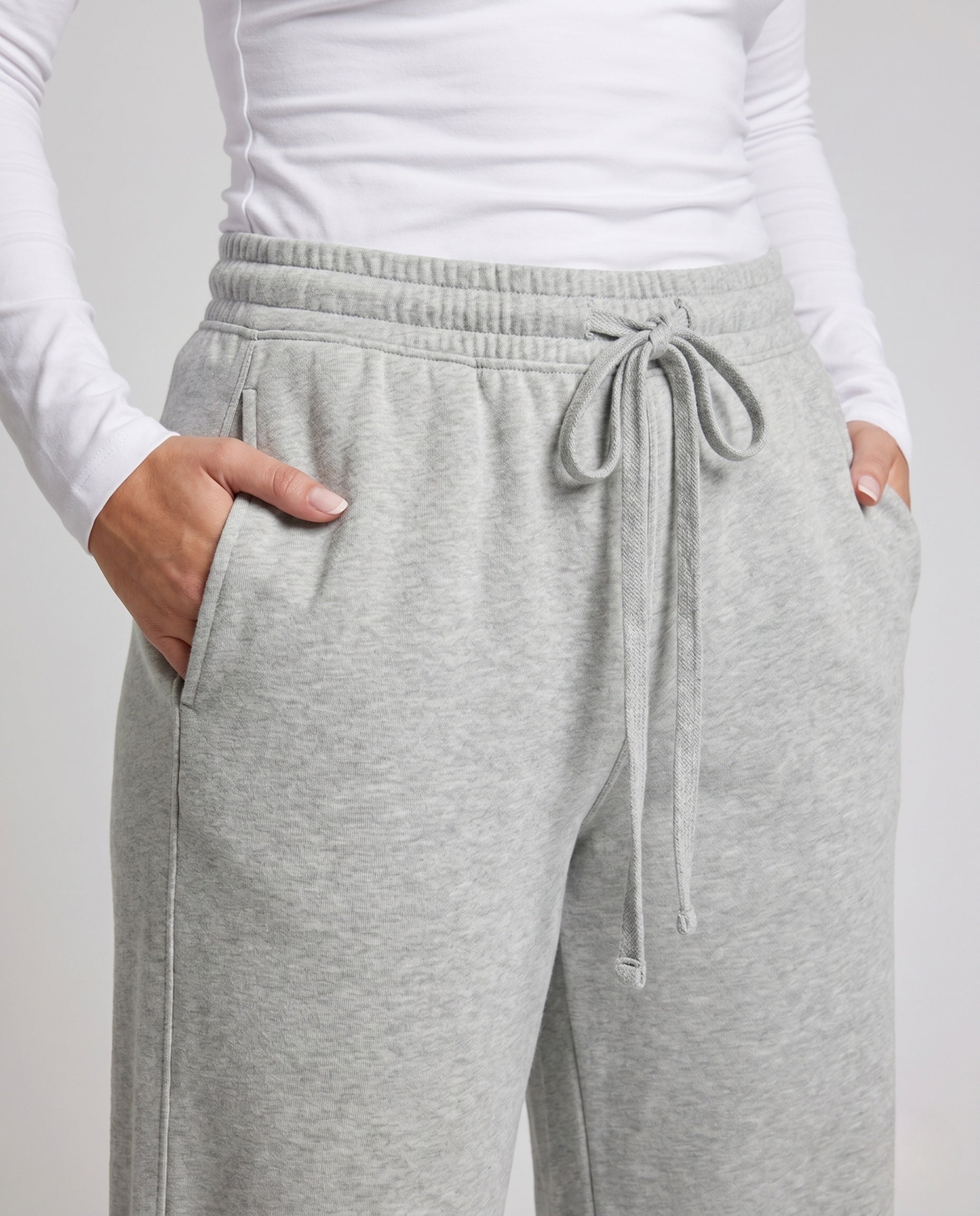 Women's Soft-Flowing Relax Jersey Pants with High Comfort Waistband - Close-Up Detail
