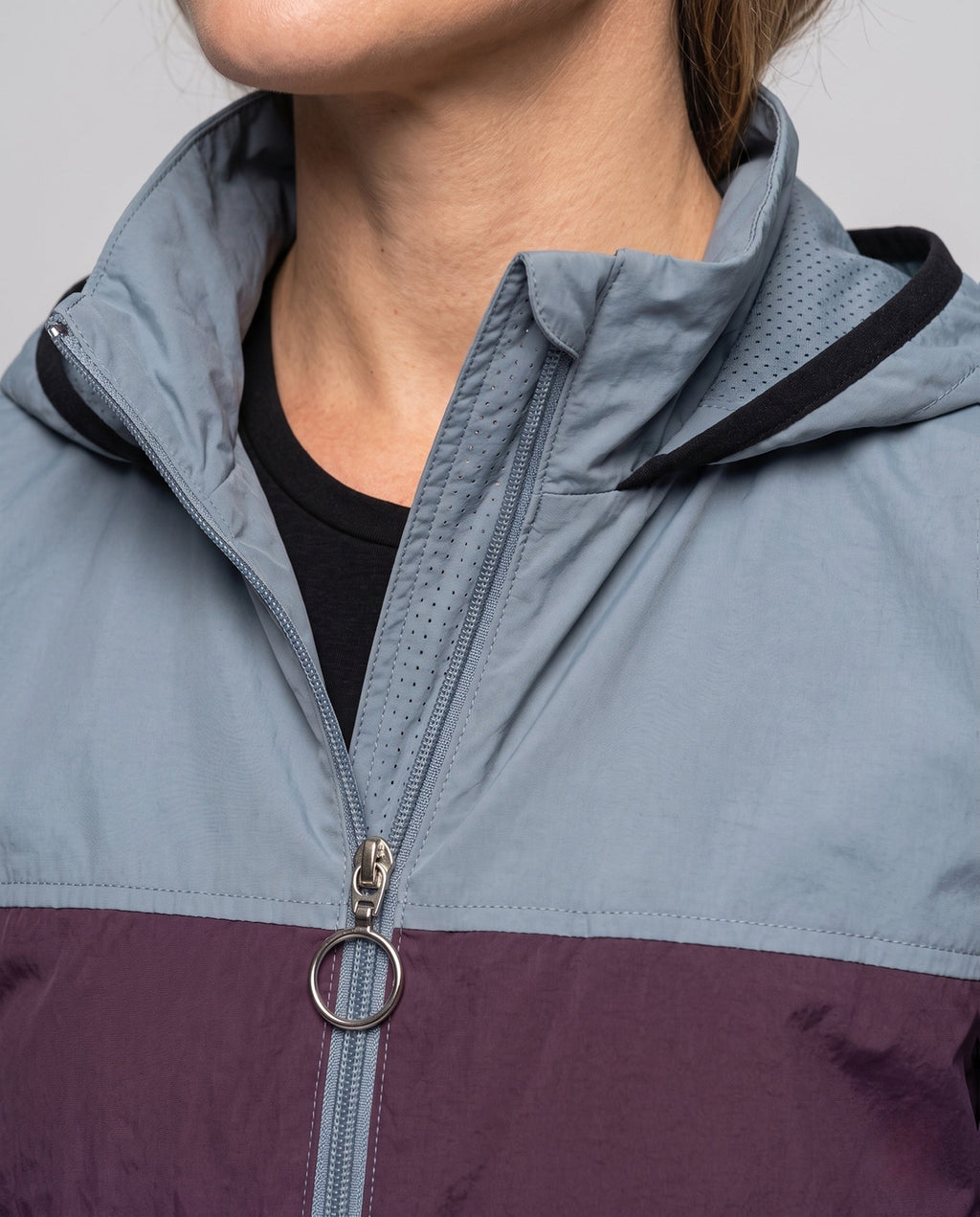 Women's Windproof Leisure Jacket with Reflectors - Close-Up Detail