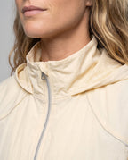 Women's Light and Breathable Outdoor Jacket - Close-Up Detail