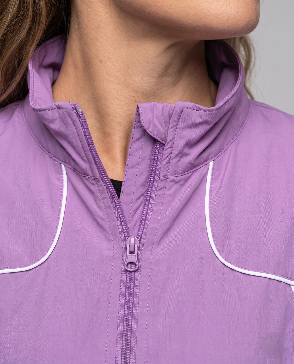 Women's Lightweight Windbreaker Jacket with Breathable Material - Close-Up Detail