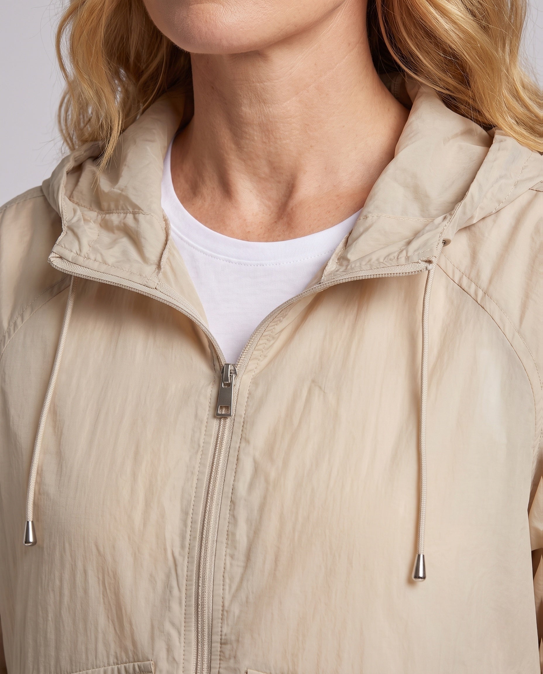 Women's Casual and Functional Transition Jacket - Close-Up Detail