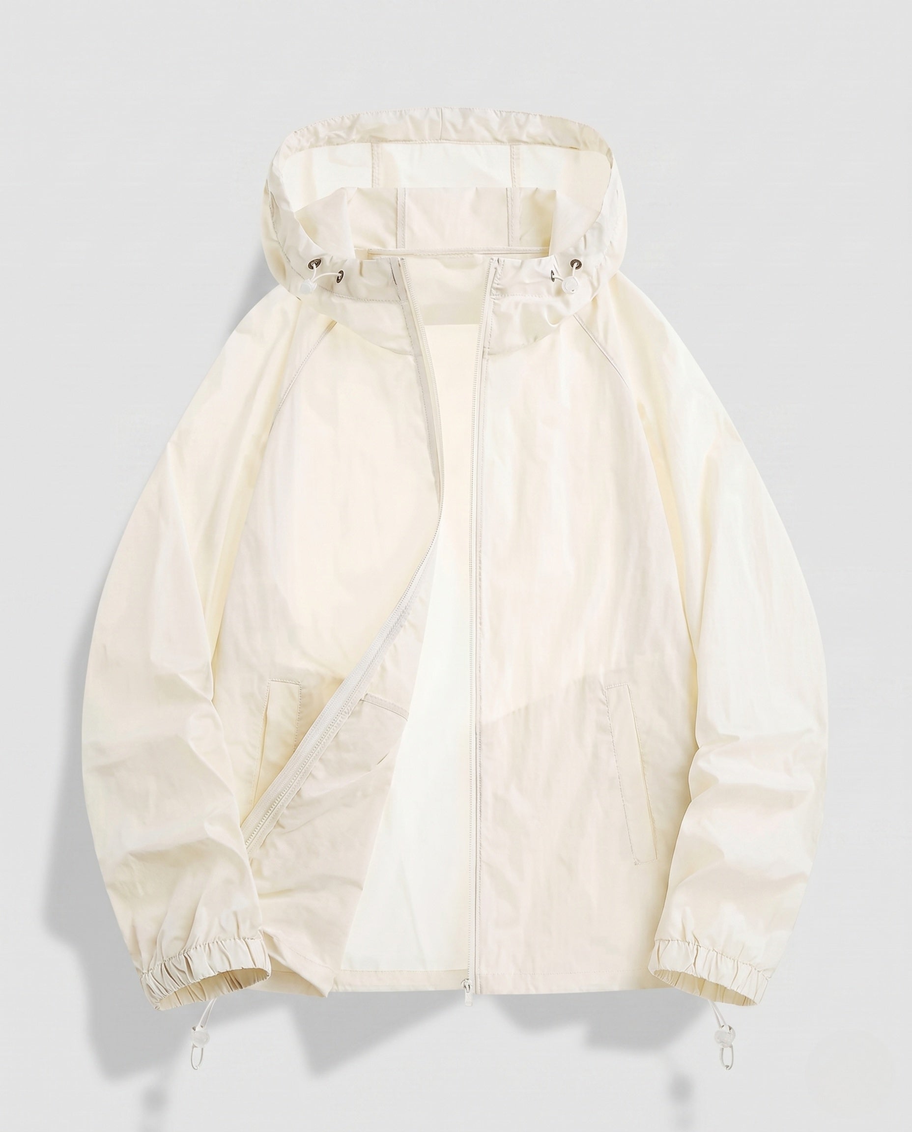 Women's Lightweight Outdoor Jacket with Practical Side Pockets