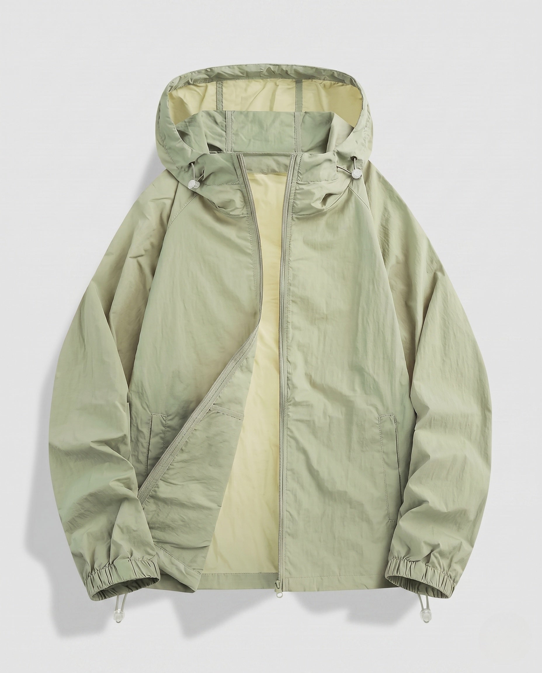 Women's Lightweight Outdoor Jacket with Practical Side Pockets