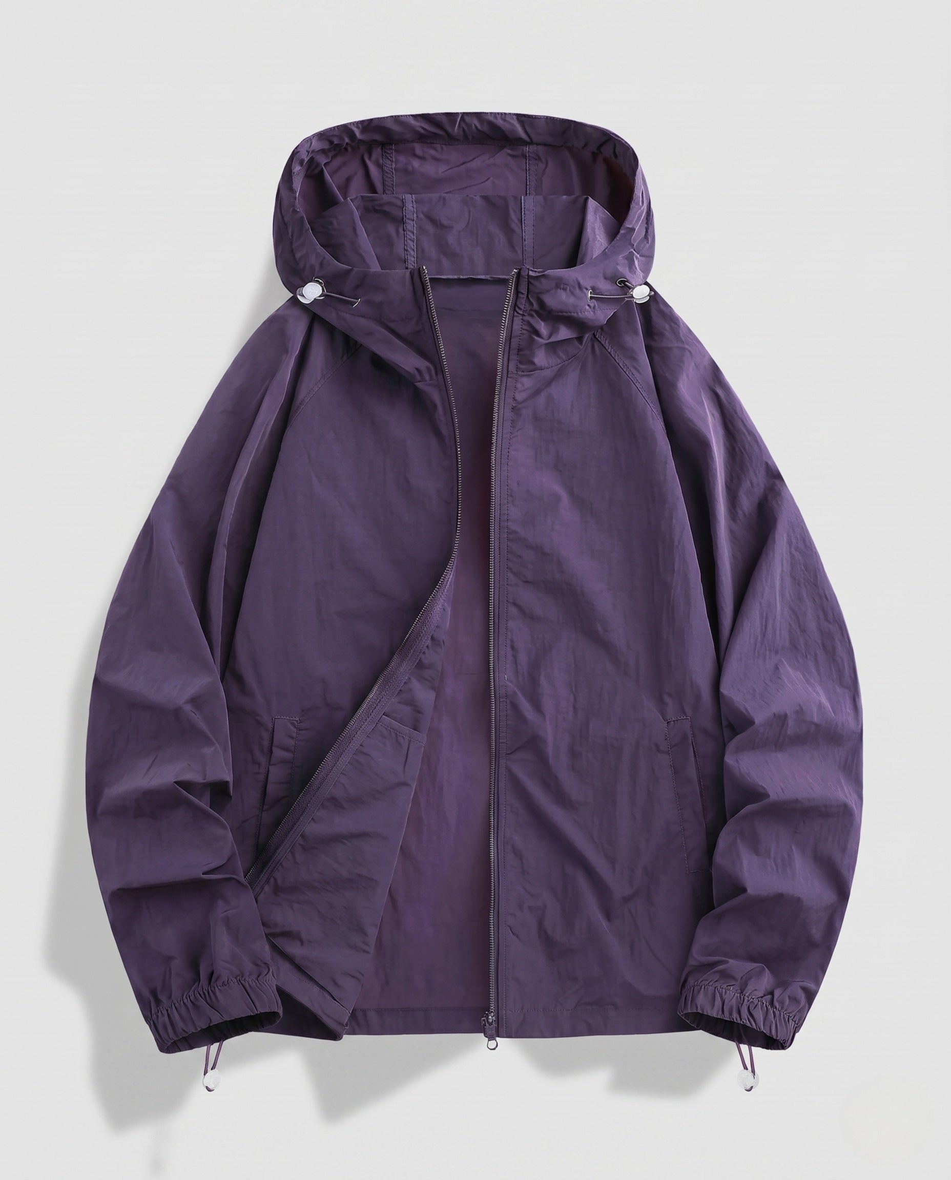 Women's Lightweight Outdoor Jacket with Practical Side Pockets