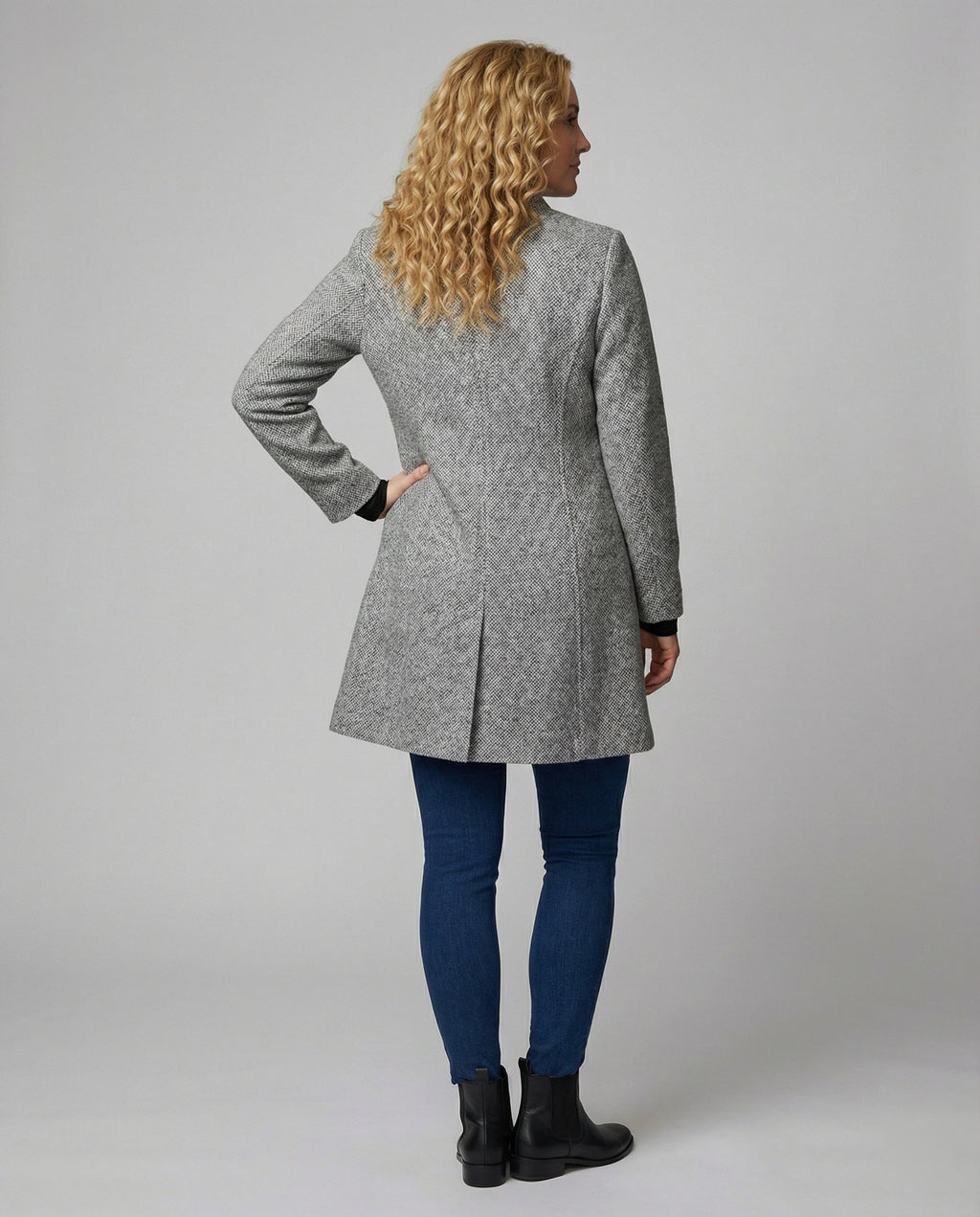 Women Elegant Cardigan