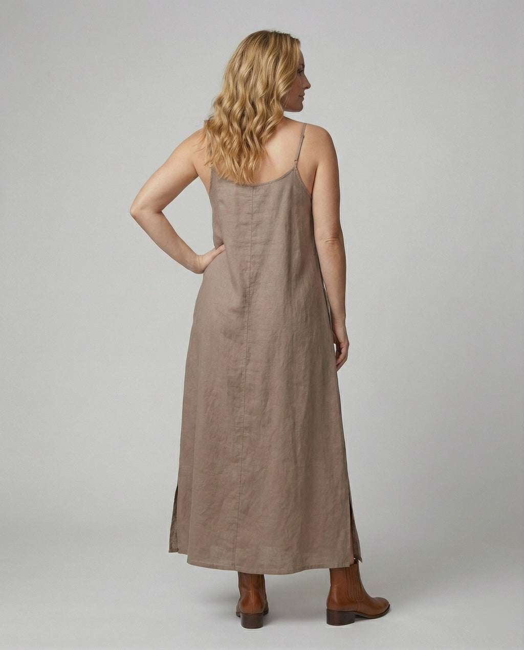 Women's Maxi Dress with Casual V-Neck and Side Pockets