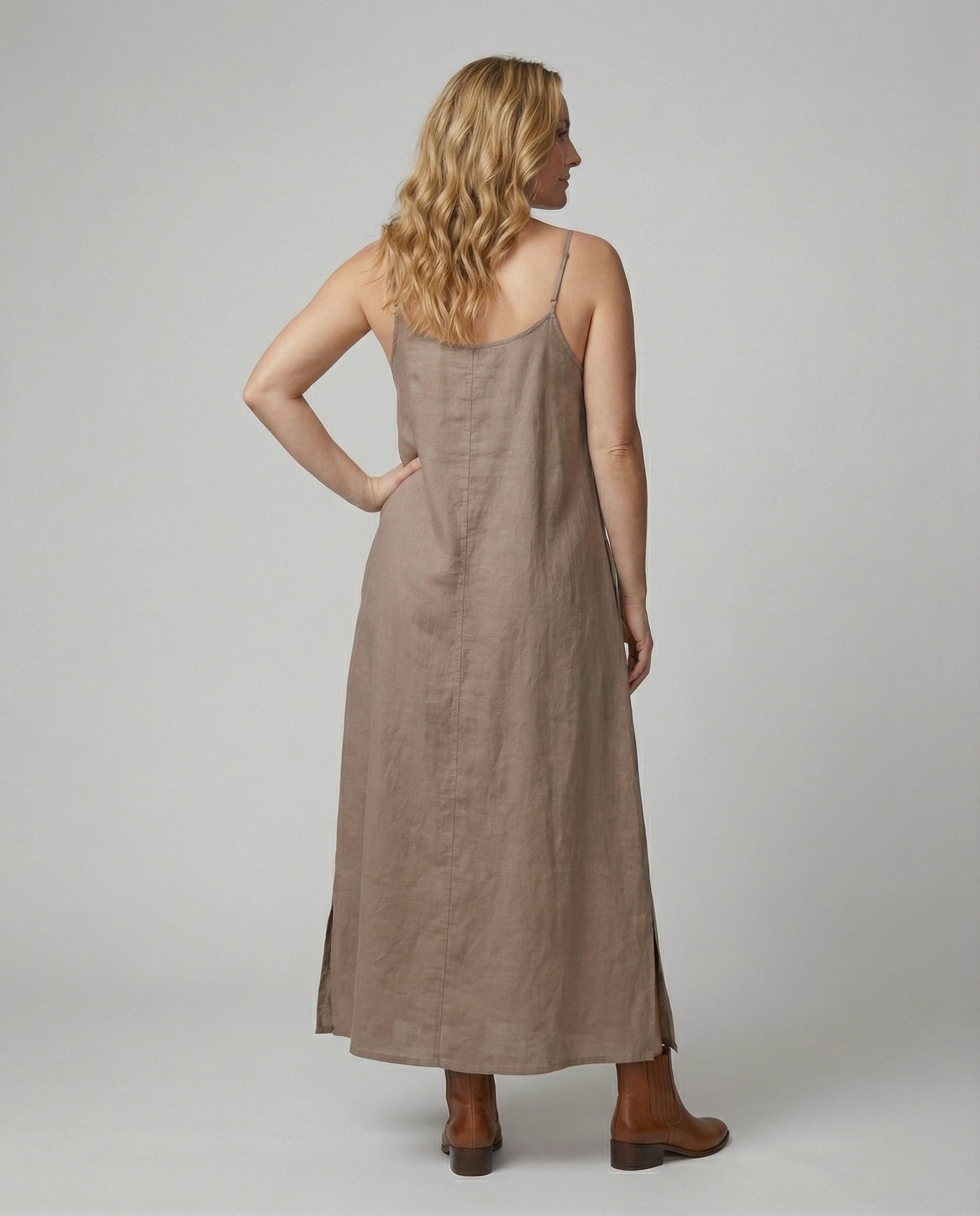 Women's Maxi Dress with Casual V-Neck and Side Pockets