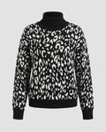 Women trendy knitted sweater with animal print - Chichicherry