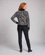 Women trendy knitted sweater with animal print - Chichicherry