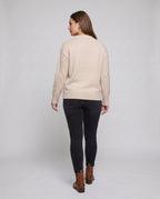 Women's knit sweater with floral appliqués and casual cut - Chichicherry