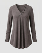 Women’s long sleeve shirt with button details and loose fit - Chichicherry